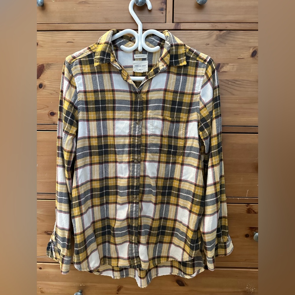 American Eagle Womens M Yellow Plaid Ahh-Mazingly Soft Boyfriend Fit Flannel